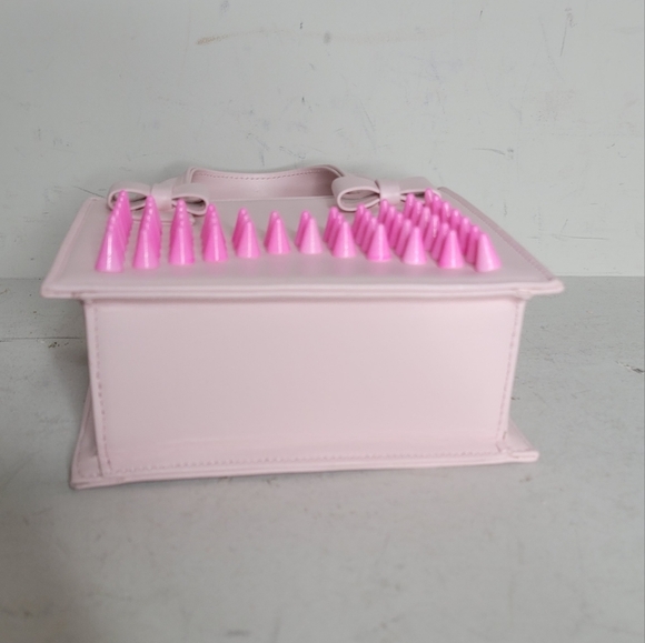 Mach & Mach Harper Bow Tote Bag - Picture 7 of 10